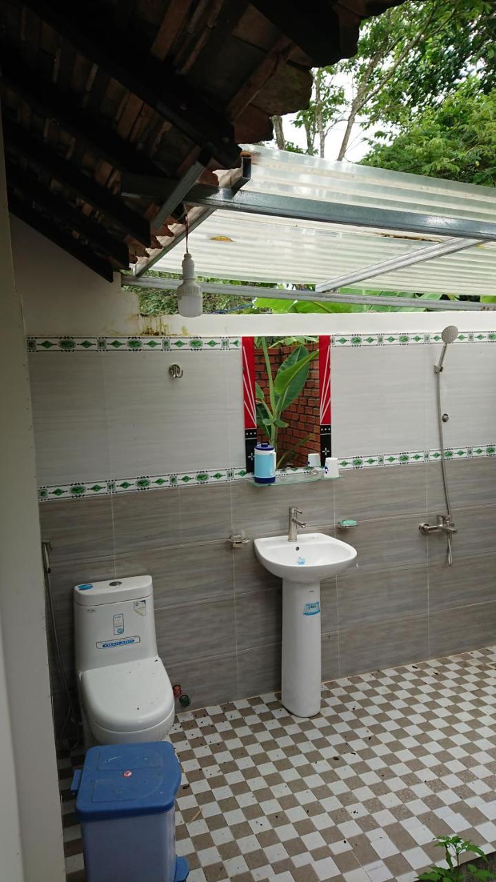 Vuonthuguesthousegarden Κον Τουμ Εξωτερικό φωτογραφία