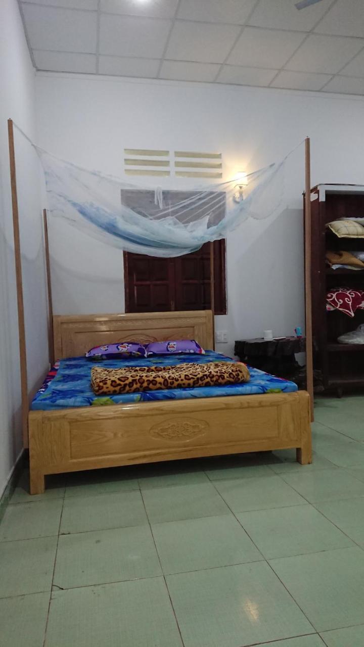 Vuonthuguesthousegarden Κον Τουμ Εξωτερικό φωτογραφία